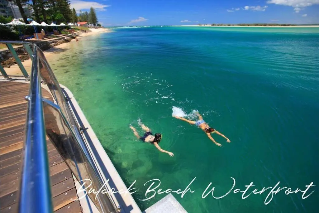 Lägenhet Caloundra Poolside Paradise